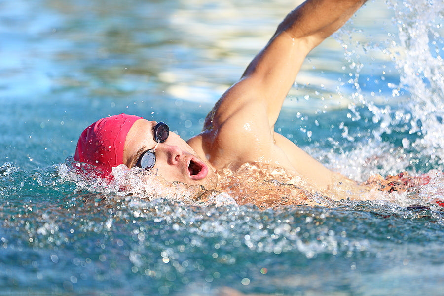 Man-swimmer-swimming goggles